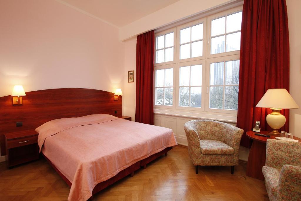 Hotel Preuss Im Dammtorpalais Hamburgo Quarto foto